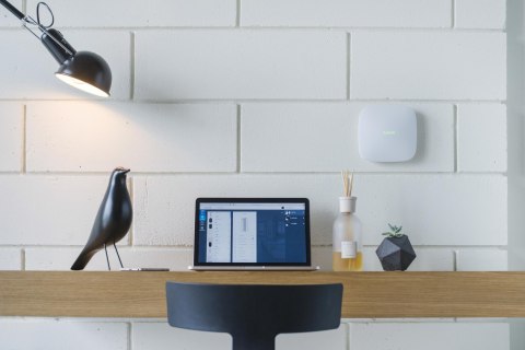 AJAX Centrala Hub 2 Plus - biały