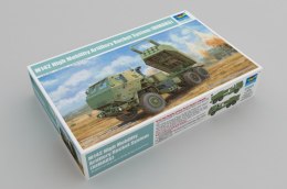 Model plastikowy System rakiet artyleryjskich M142 wysokiej mobilności (HIMARS)