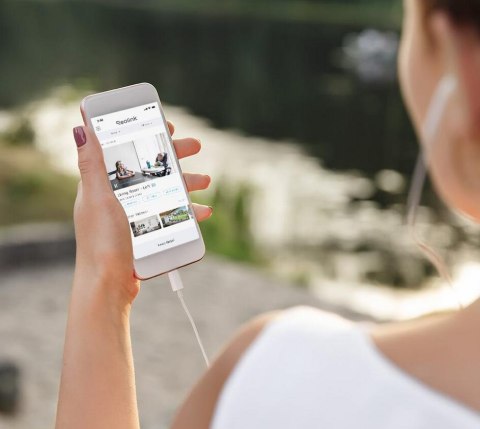 Kamera IP Reolink E340 wewnętrzna obrotowa 5MPx WiFi biała