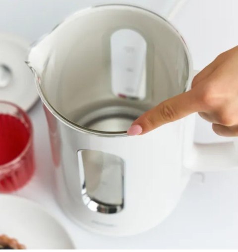 Czajnik 1.5l biały MCZ-126/B