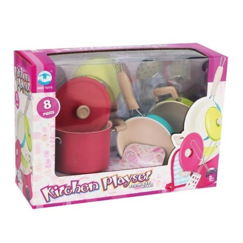 Zestaw garnków metalowych