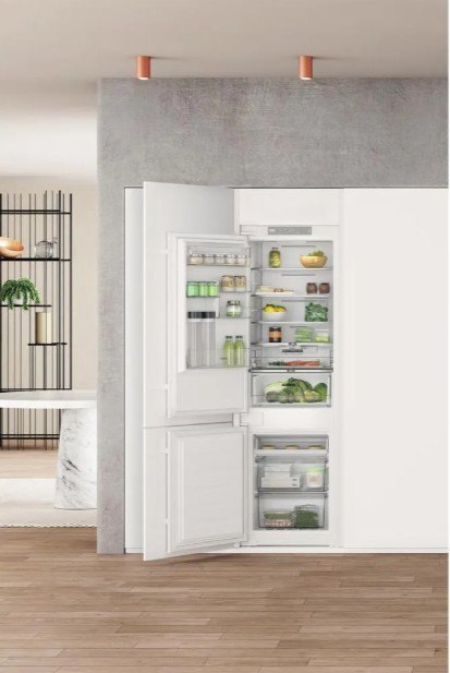 Chłodziarko-zamrażarka do zabudowy WHC18T322