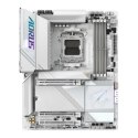 Płyta główna X870E AORUS PRO ICE AM5 4DDR5 HDMI/USB-C ATX