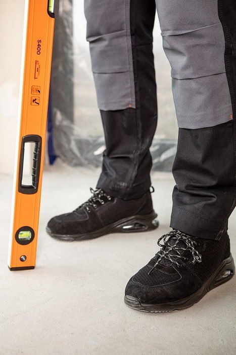 PÓŁBUTY ZAWODOWE O1 SR NEO AIR CZARNE ROZMIAR 42