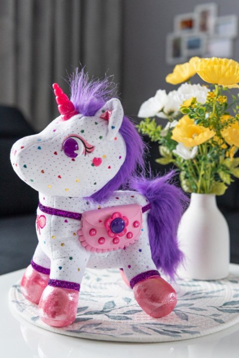 Maskotka interaktywna Playshifu Zeezee Jednorożec