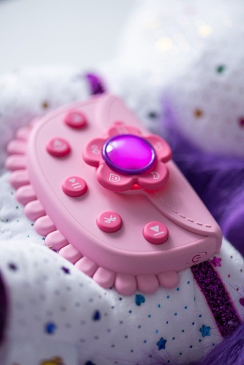 Maskotka interaktywna Playshifu Zeezee Jednorożec