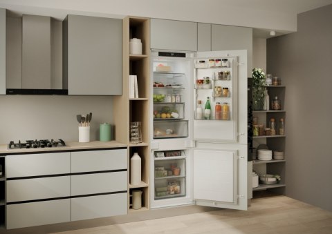 Chłodziarko-zamrażarka do zabudowy CNBQT3518E