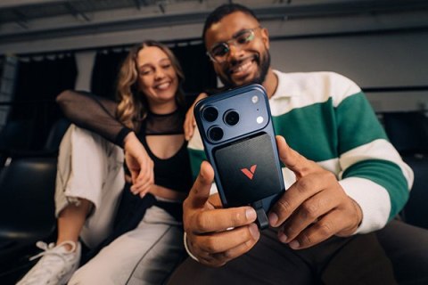 SSD Zewnętrzny Verbatim SnapBack Ultra Slim SSD, 32335, 2000GB, czarna, MagSave, 2x kabel USB C